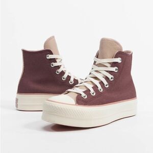 Converse- Chuck Star Platform Lift High Top Sneakers in 2 Tone Mauve- Sz. 6